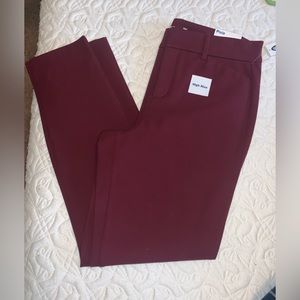 Old Navy Maroon Pixie Pants